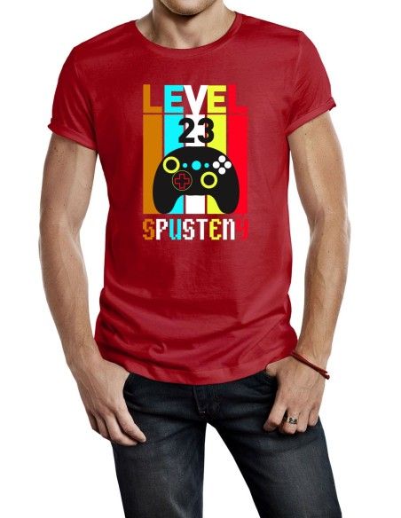 Tričko level spustený (so svojim vekom)