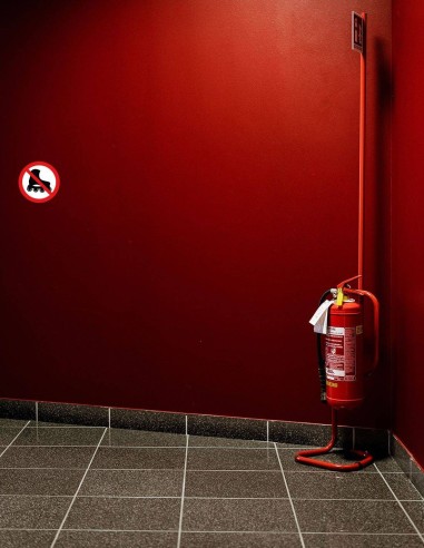 Nálepka zákaz vstupu na korčuliach