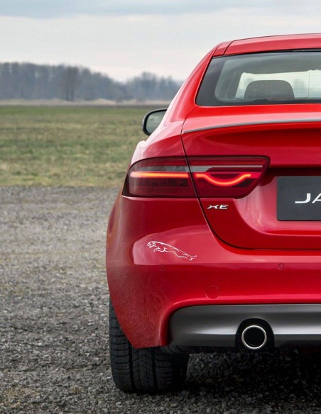 Nálepka na auto jaguar