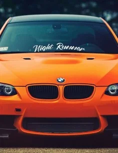 Nálepka na čelné sklo Night Runner